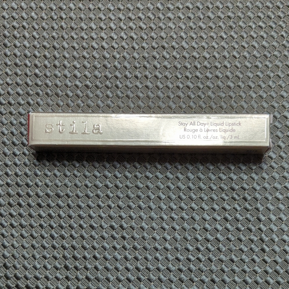 NWT Valentina Stila Stay All Day Liquid Lipstick
